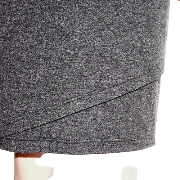 ADRIANNA Papell Sheath Dress With Ruched Waist and Sleeve Size 10 - Picture 4 of 11